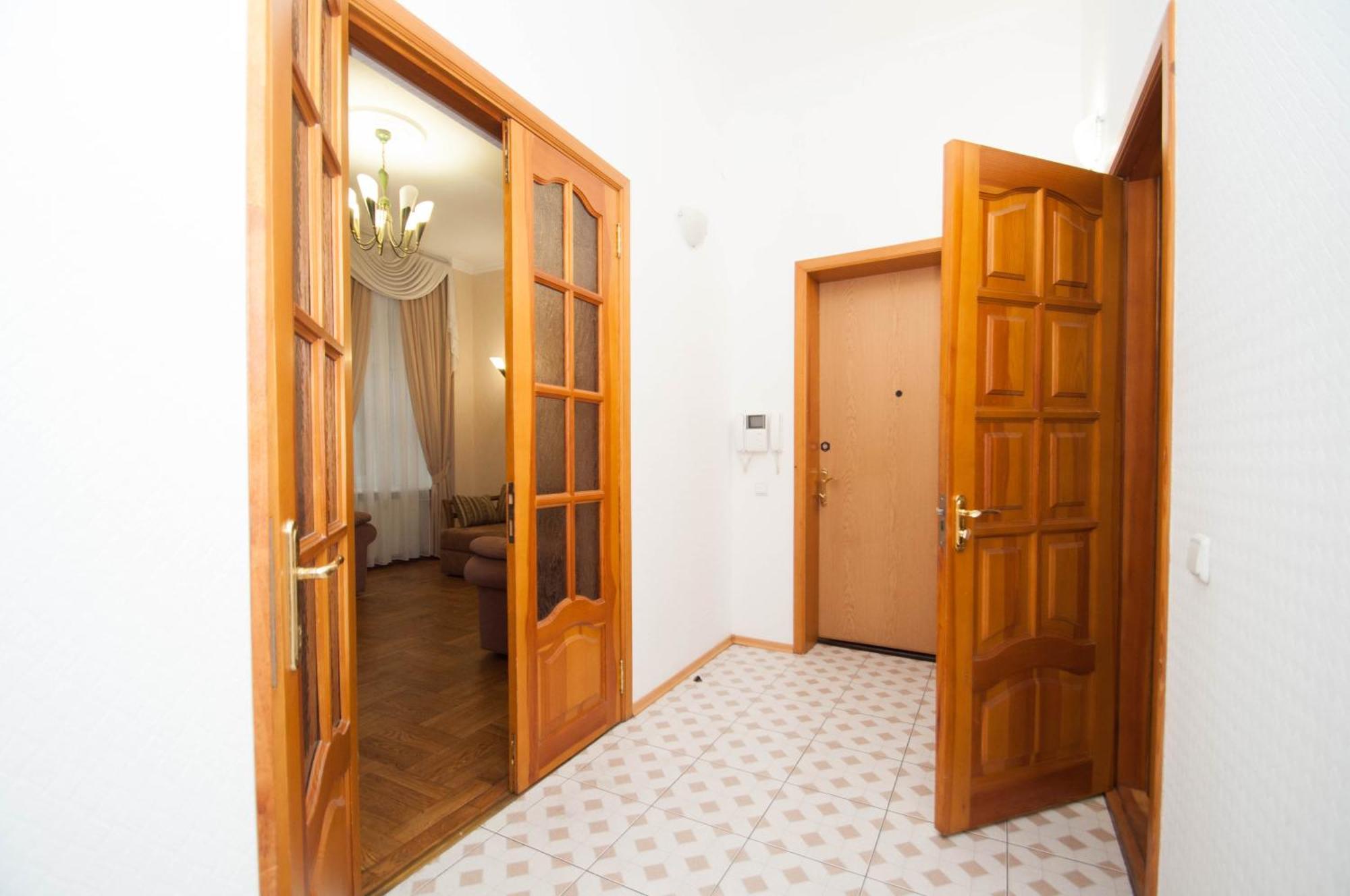 Apartments In The Center On Shota Rustaveli Kiev Quarto foto