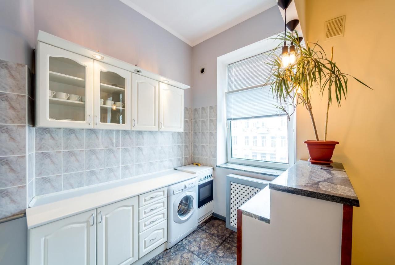 Apartments In The Center On Shota Rustaveli Kiev Exterior foto